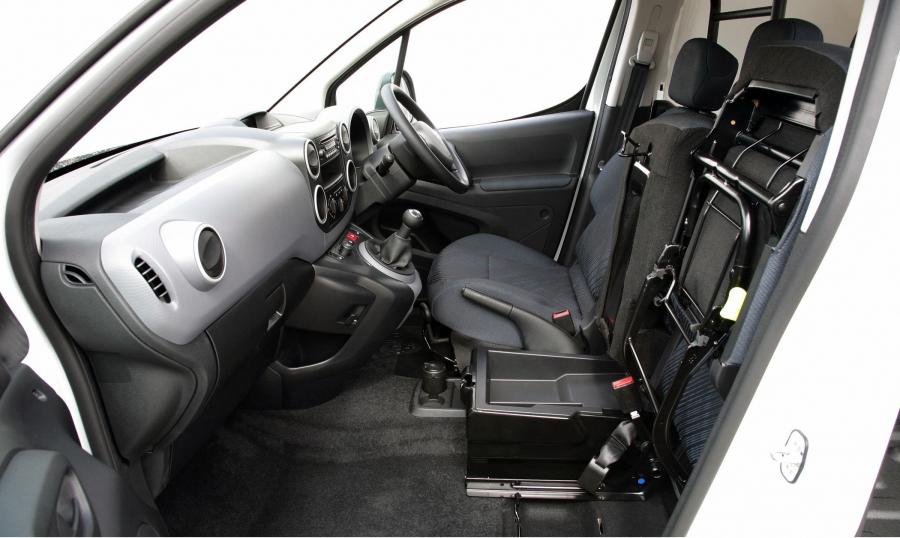  Peugeot Partner 2008 года  (фото 5 из 54)